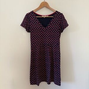 Boden Navy Jersey Dress with Red/Pink Lips Pattern, size 8P